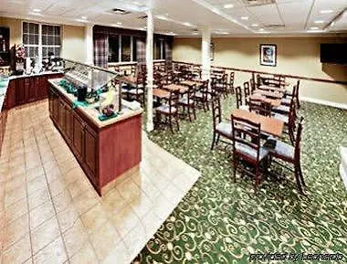 Hawthorn Suites By Wyndham Louisville East